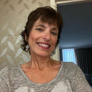 Meet your Posher, Joanne